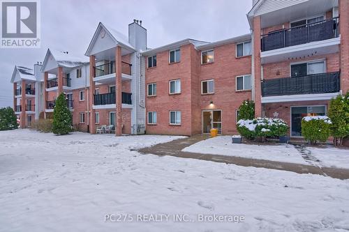 86 - 1096 Jalna Boulevard, London, ON - Outdoor With Balcony With Facade