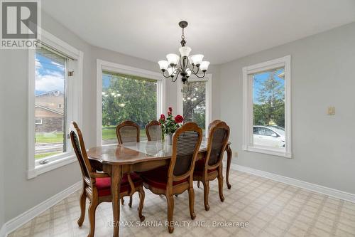 49 Argyle Street, Lambton Shores (Forest), ON - Indoor Photo Showing Dining Room