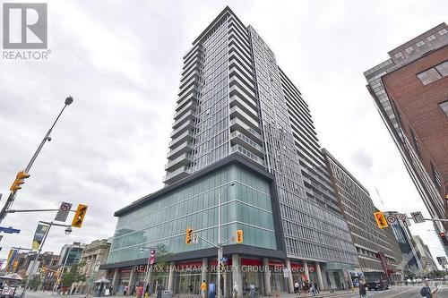 616 - 324 Laurier Avenue W, Ottawa, ON - Outdoor