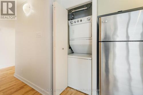 616 - 324 Laurier Avenue W, Ottawa, ON - Indoor Photo Showing Laundry Room