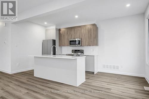 901 Dignity Place, Ottawa, ON - Indoor Photo Showing Kitchen With Upgraded Kitchen