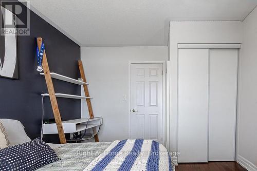 53 - 2614 Dashwood Drive, Oakville (1022 - Wt West Oak Trails), ON - Indoor Photo Showing Bedroom