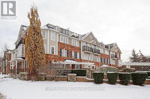 53 - 2614 Dashwood Drive, Oakville (1022 - Wt West Oak Trails), ON - Outdoor With Facade