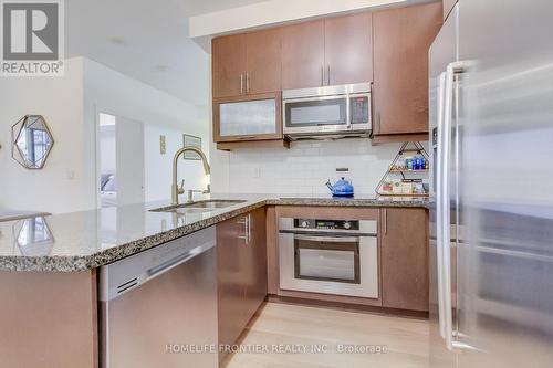 710 - 35 Balmuto Street, Toronto, ON - Indoor Photo Showing Kitchen With Stainless Steel Kitchen With Upgraded Kitchen