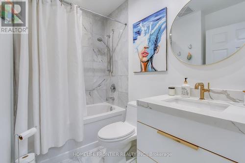 710 - 35 Balmuto Street, Toronto, ON - Indoor Photo Showing Bathroom