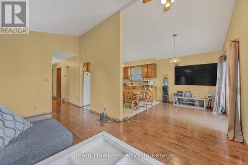 41 Grandview Road, Tay, ON - Indoor