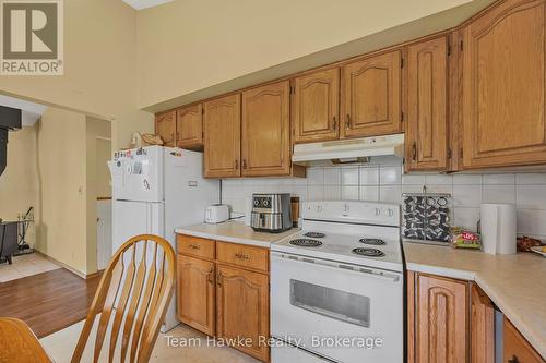 41 Grandview Road, Tay, ON - Indoor Photo Showing Kitchen