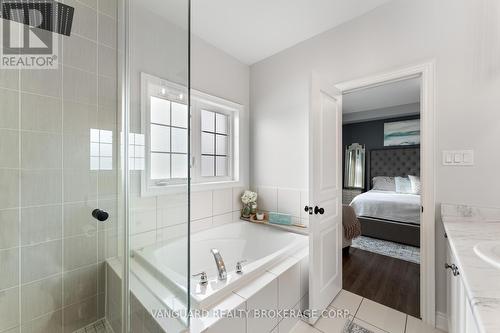 138 Barons Street, Vaughan, ON - Indoor Photo Showing Bathroom