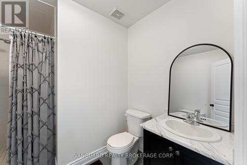 138 Barons Street, Vaughan, ON - Indoor Photo Showing Bathroom