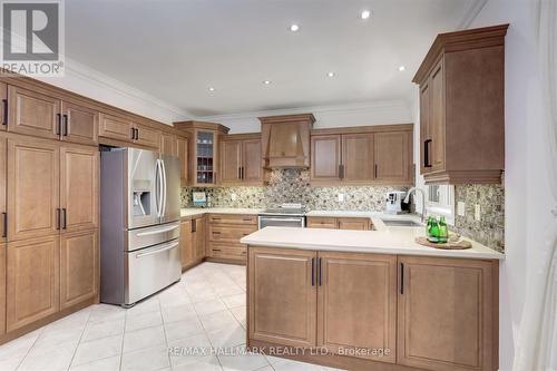 149 Amy Wood Road, Vaughan, ON - Indoor Photo Showing Kitchen