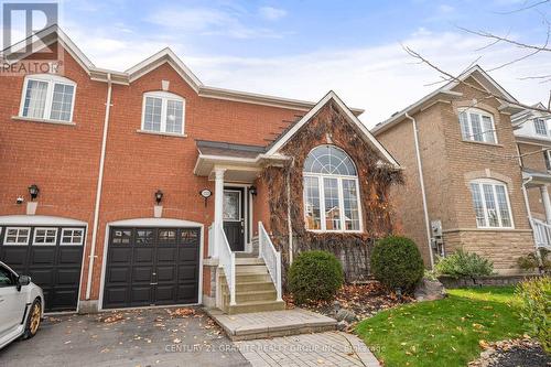 153 Flagstone Way, Newmarket (Woodland Hill), ON - Outdoor With Facade