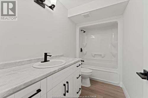 1855 Meldrum Unit# Lower #2, Windsor, ON - Indoor Photo Showing Bathroom