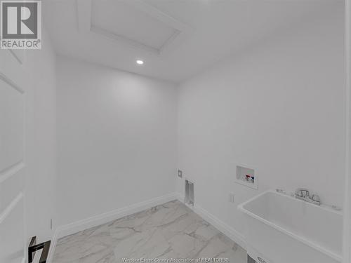 360 Angelo Crescent, Lasalle, ON - Indoor Photo Showing Other Room