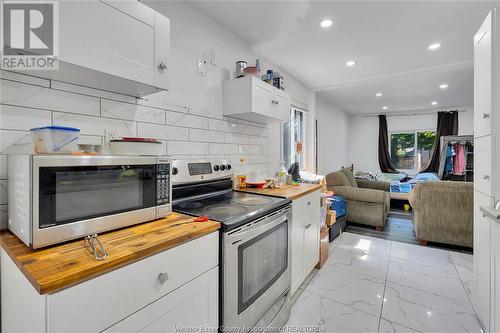 1206 Mckay Avenue Unit# Upper, Windsor, ON - Indoor Photo Showing Kitchen