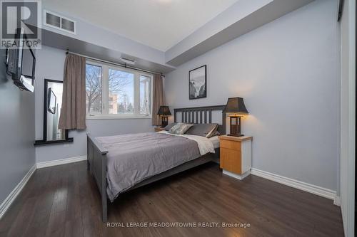 125 - 570 Lolita Gardens, Mississauga, ON - Indoor Photo Showing Bedroom