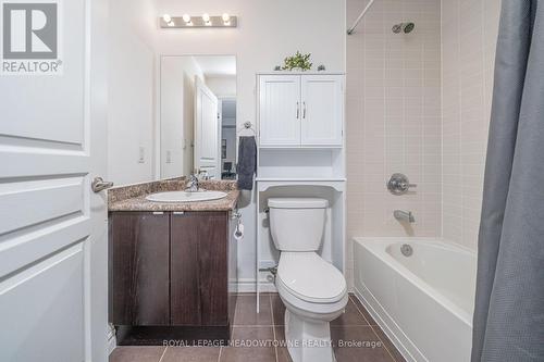 125 - 570 Lolita Gardens, Mississauga, ON - Indoor Photo Showing Bathroom