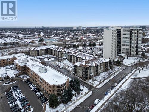 125 - 570 Lolita Gardens, Mississauga, ON - Outdoor With View