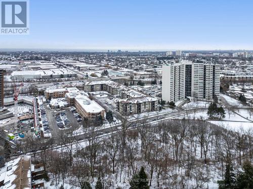 125 - 570 Lolita Gardens, Mississauga, ON - Outdoor With View