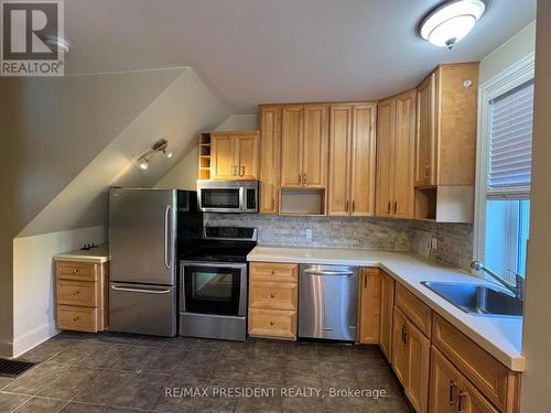 2 - 166 St George Street, West Perth, ON - Indoor Photo Showing Kitchen