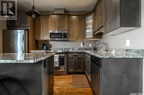 150 Rosewood Gate N, Saskatoon, SK - Indoor Photo Showing Kitchen With Stainless Steel Kitchen With Upgraded Kitchen