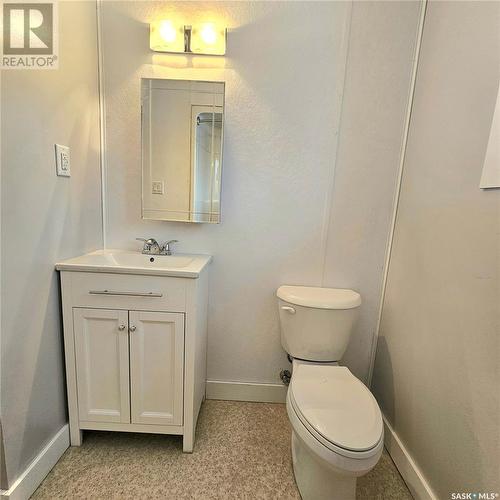 1205 17Th Street W, Prince Albert, SK - Indoor Photo Showing Bathroom