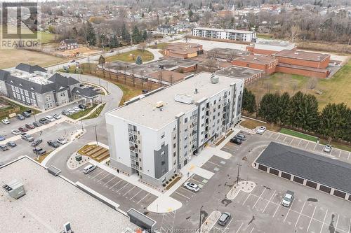 190 Main Street East Unit# 208, Kingsville, ON -  With View