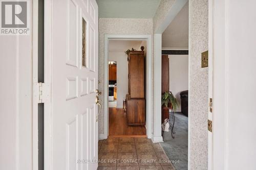 992 Pharmacy Avenue, Toronto, ON - Indoor Photo Showing Other Room