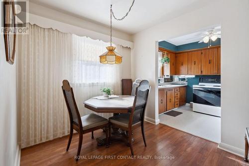 992 Pharmacy Avenue, Toronto, ON - Indoor Photo Showing Dining Room