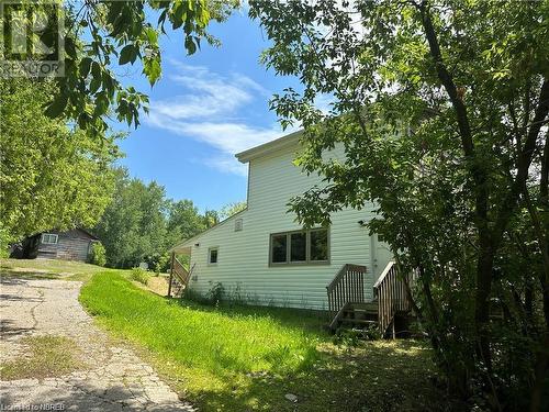 1250 Derland Road, Corbeil, ON - Outdoor