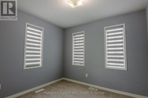 2324 Saddlecreek Crescent, Oakville, ON - Indoor Photo Showing Other Room