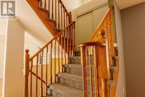 2324 Saddlecreek Crescent, Oakville, ON - Indoor Photo Showing Other Room