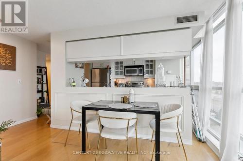 1005 - 185 Legion Road N, Toronto, ON - Indoor Photo Showing Dining Room