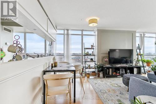 1005 - 185 Legion Road N, Toronto, ON - Indoor Photo Showing Living Room