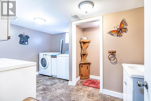 5 Sunrise Crescent, Kawartha Lakes (Lindsay), ON - Indoor Photo Showing Laundry Room