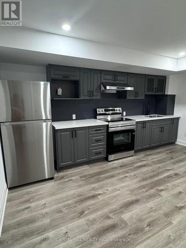 77 Chelliah Court, Toronto, ON - Indoor Photo Showing Kitchen