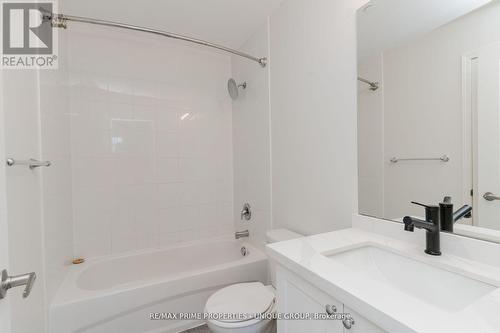 315 - 80 Aspen Springs Drive, Clarington, ON - Indoor Photo Showing Bathroom