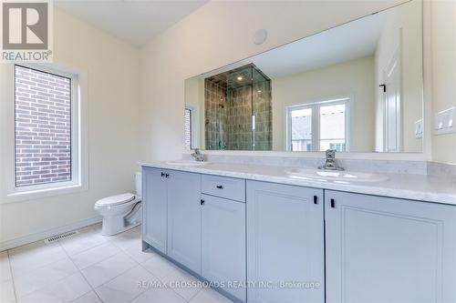 3187 Blazing Star Avenue, Pickering, ON - Indoor Photo Showing Bathroom