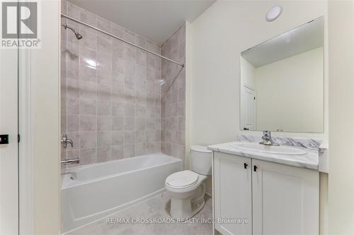 3187 Blazing Star Avenue, Pickering, ON - Indoor Photo Showing Bathroom