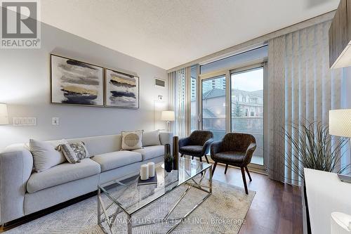 213 - 1200 The Esplanade Road N, Pickering, ON - Indoor Photo Showing Living Room