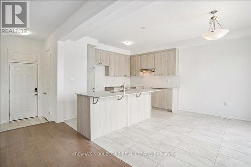 50 Betterridge Trail, Barrie, ON - Indoor Photo Showing Kitchen With Double Sink