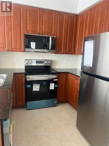 3210 - 225 Webb Drive, Mississauga, ON - Indoor Photo Showing Kitchen With Stainless Steel Kitchen