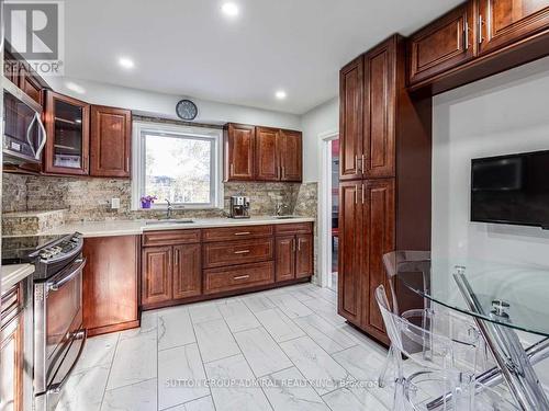 17 Dorchester Drive, Toronto, ON - Indoor Photo Showing Kitchen