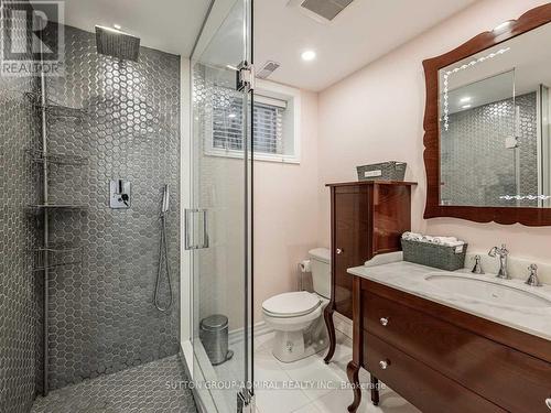 17 Dorchester Drive, Toronto, ON - Indoor Photo Showing Bathroom