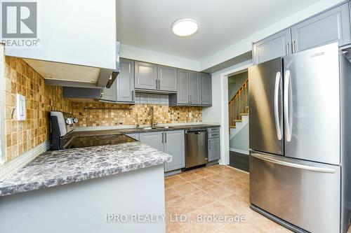 208 - 7360 Zinnia Place, Mississauga, ON - Indoor Photo Showing Kitchen