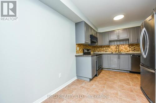 208 - 7360 Zinnia Place, Mississauga, ON - Indoor Photo Showing Kitchen