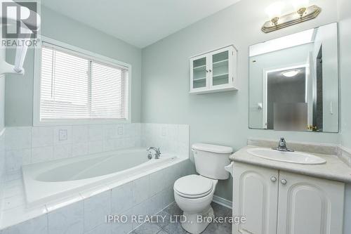 208 - 7360 Zinnia Place, Mississauga, ON - Indoor Photo Showing Bathroom