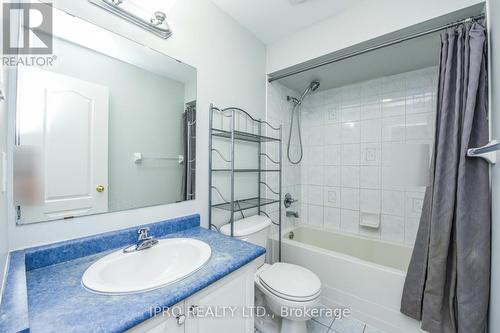 208 - 7360 Zinnia Place, Mississauga, ON - Indoor Photo Showing Bathroom