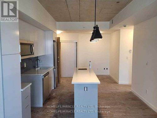 314 - 7 Erie Avenue, Brantford, ON - Indoor Photo Showing Kitchen