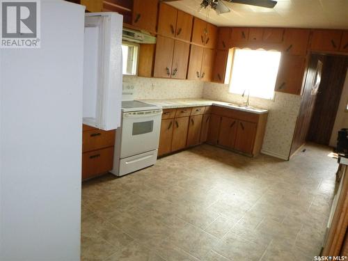 Bjorkdale Acreage, Bjorkdale Rm No. 426, SK - Indoor Photo Showing Kitchen