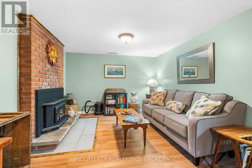 102 Wright Place, Greater Napanee, ON - Indoor Photo Showing Living Room With Fireplace